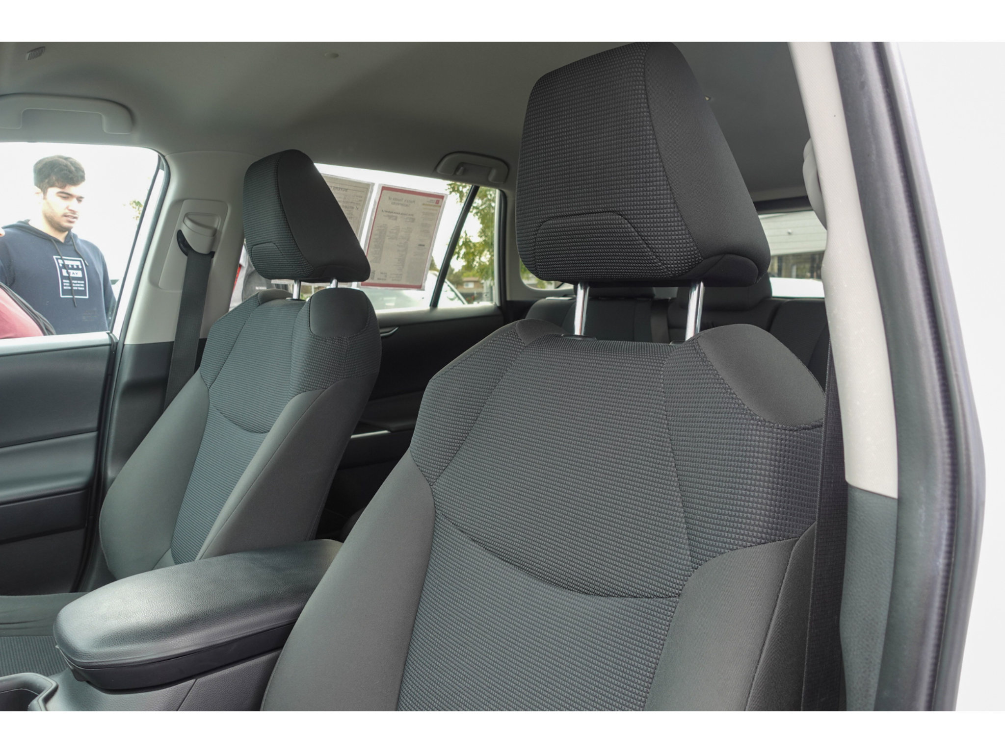 Certified 2024 Toyota RAV4 LE AWD/4WD image 10