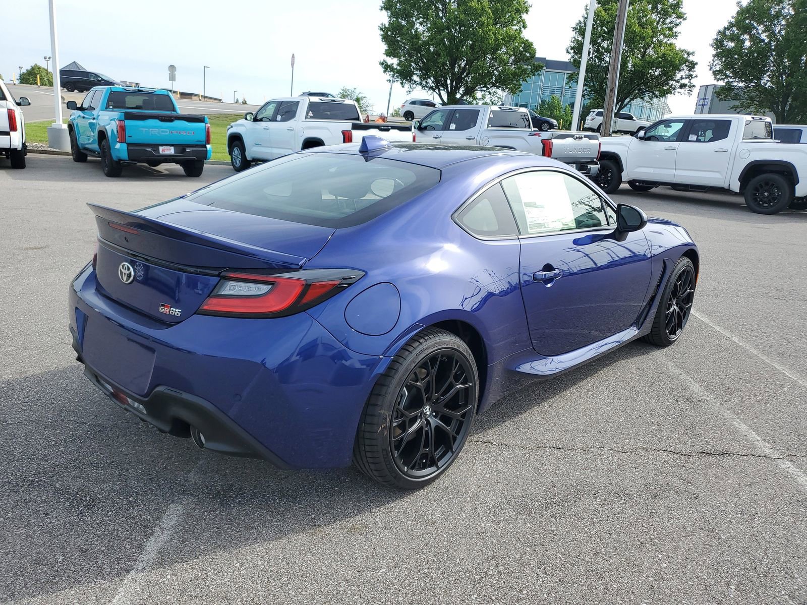 New 2026 Toyota GR86 Premium RWD image 4