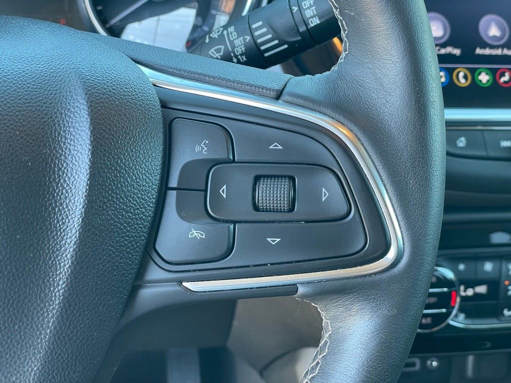 Used 2022 Buick Encore GX Essence image 14