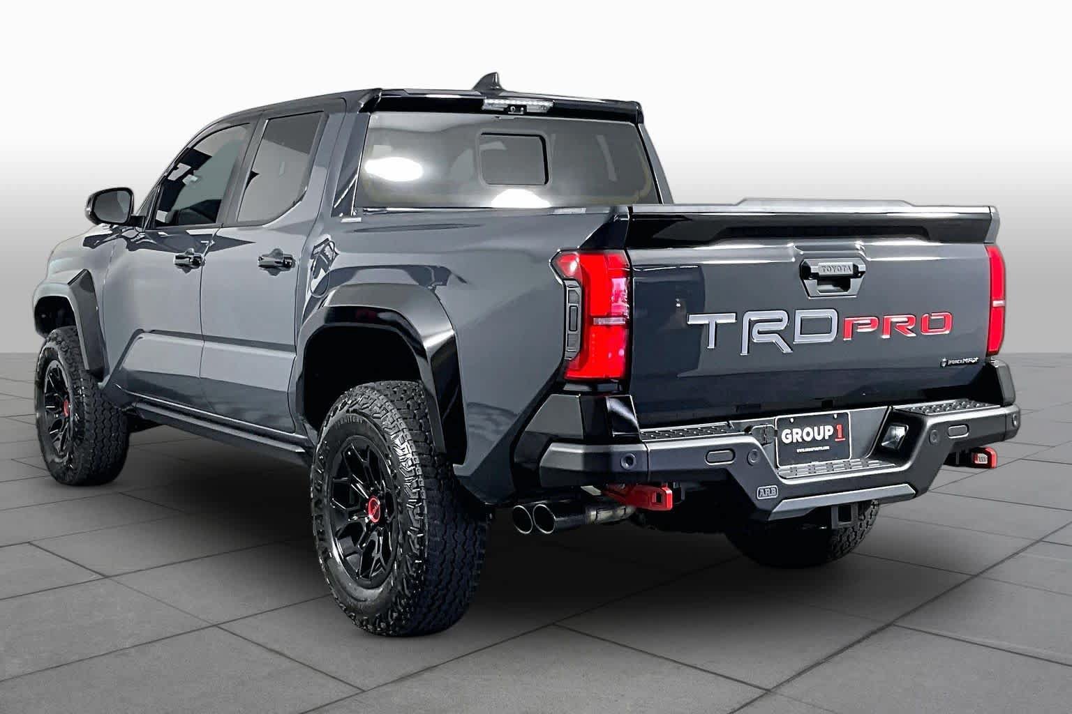 Used 2025 Toyota Tacoma TRD Pro AWD/4WD image 12