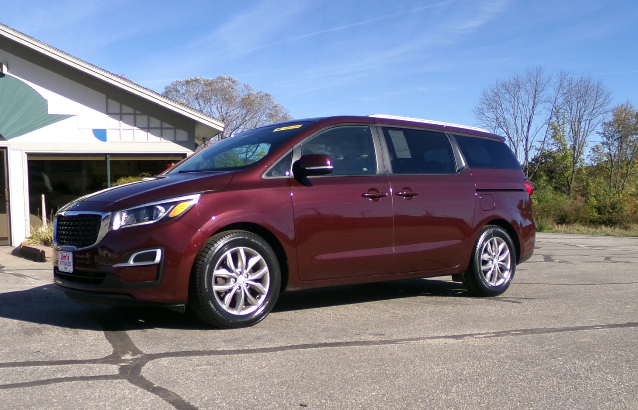 Used 2020 Kia Sedona EX image 3