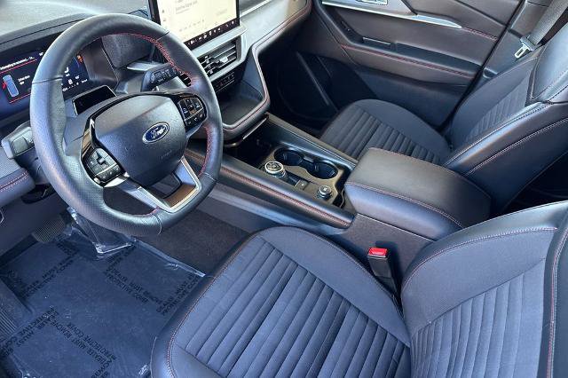 Used 2025 Ford Explorer ST-Line RWD image 5