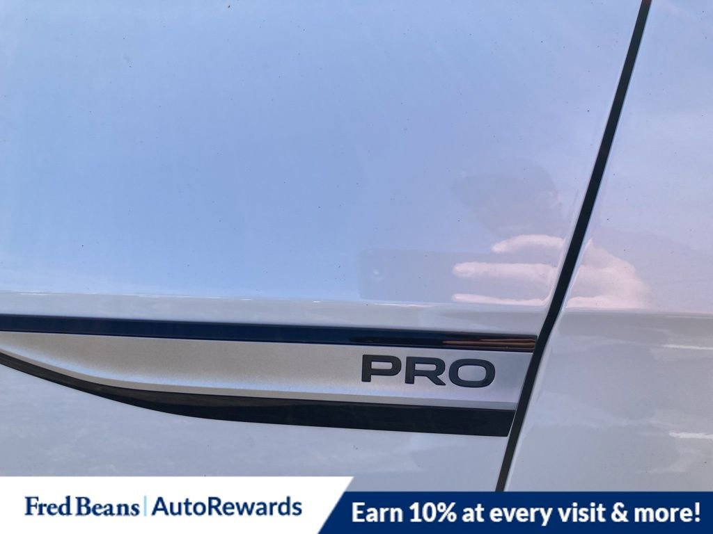 New 2025 Volkswagen ID.4 Pro image 8