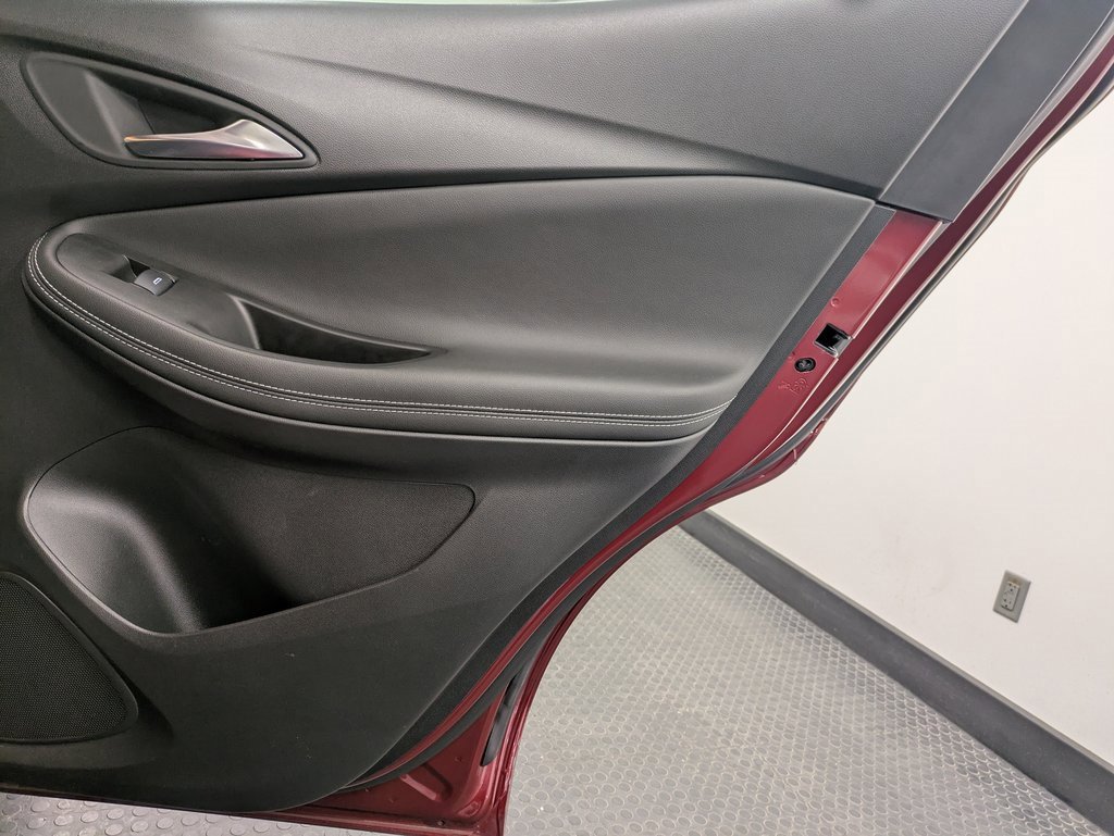 Used 2024 Buick Encore GX Avenir w/ Avenir Convenience Package image 25