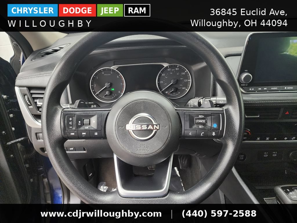 Used 2024 Nissan Rogue SV AWD/4WD image 17