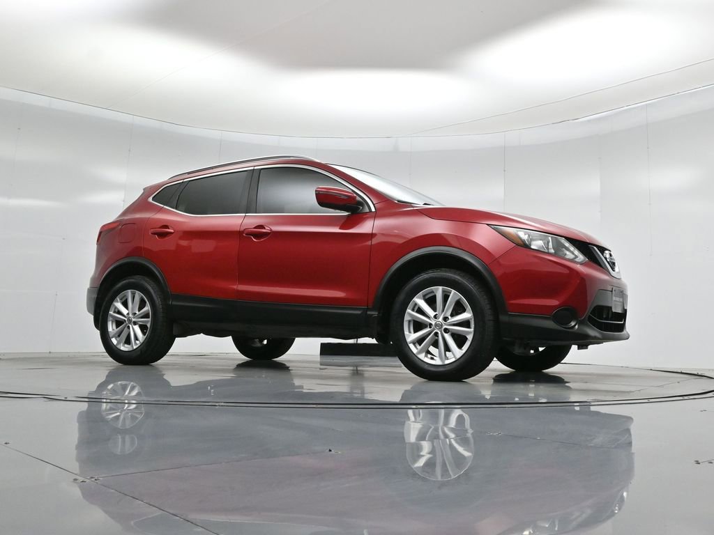 Used 2018 Nissan Rogue Sport SV image 4