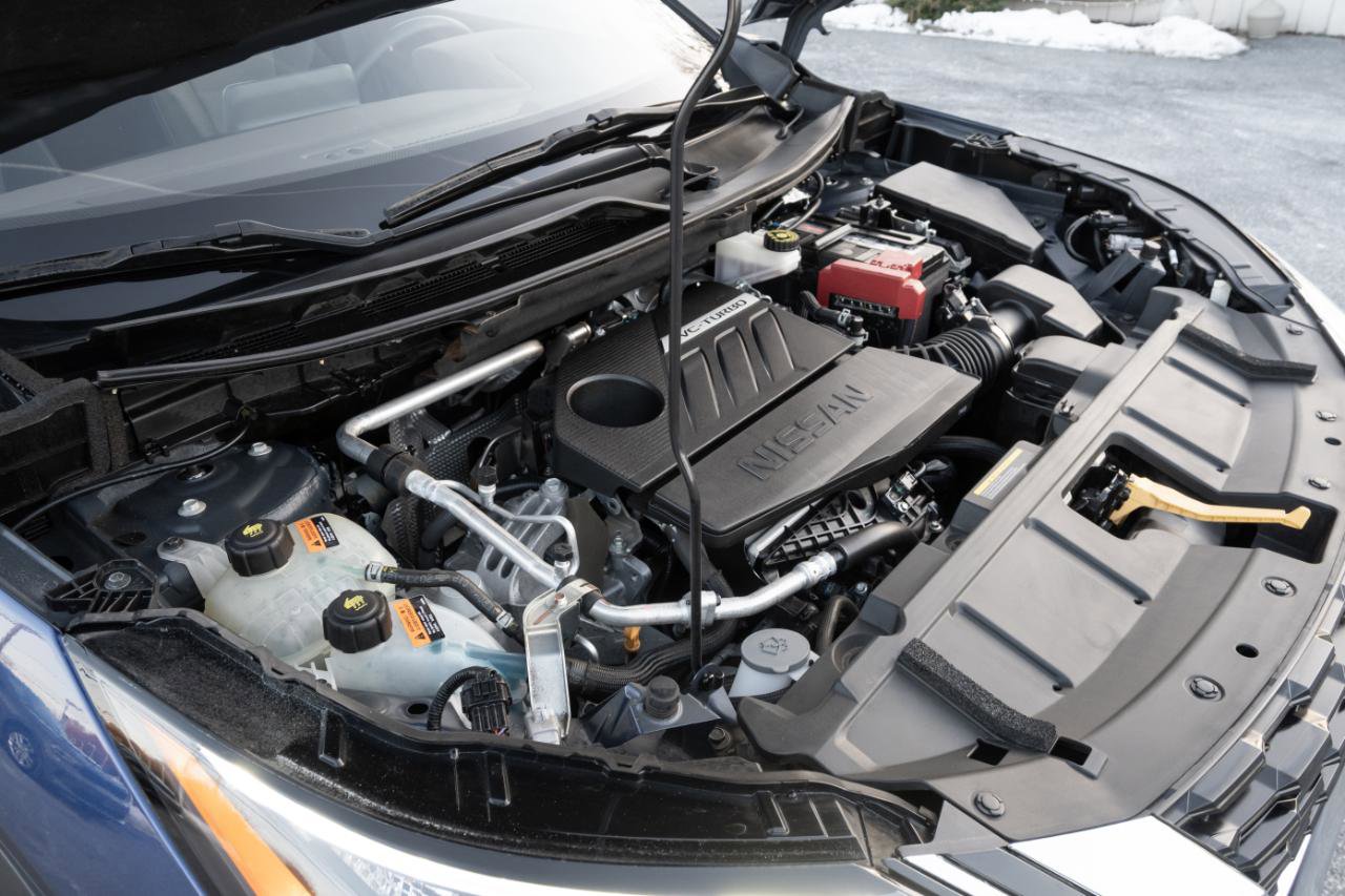 Used 2023 Nissan Rogue SV FWD image 40