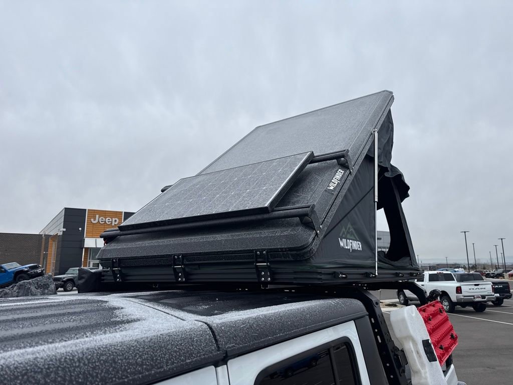 Used 2023 Jeep Gladiator Rubicon w/ Cold Weather Group image 33