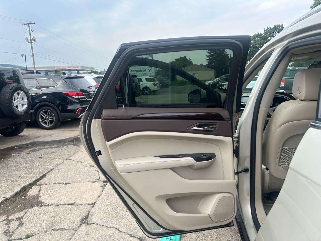 Used 2014 Cadillac SRX Performance AWD/4WD image 27