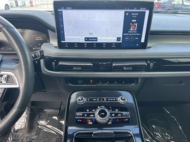 Used 2022 Lincoln Nautilus Reserve FWD image 21