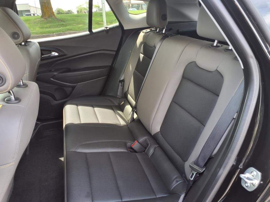 Certified 2025 Chevrolet Trax ACTIV w/ Sunroof Package image 29