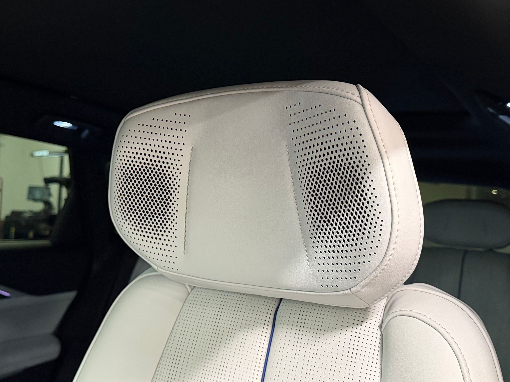Certified 2024 Cadillac Lyriq Sport RWD image 24