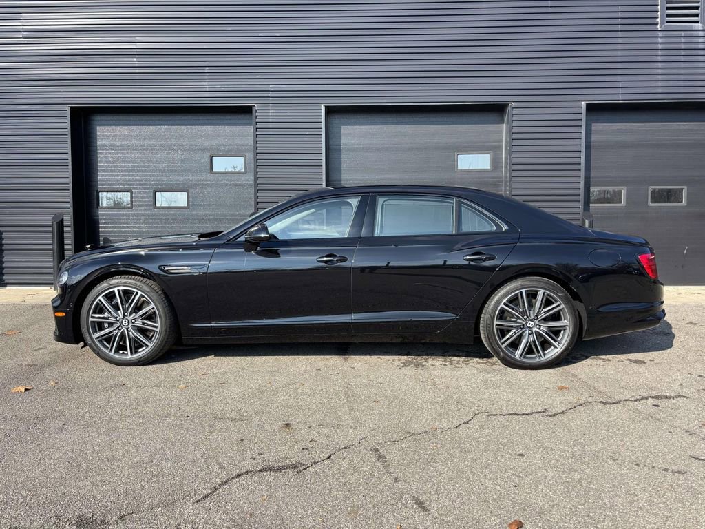 New 2026 Bentley Flying Spur Plug-In Hybrid image 5