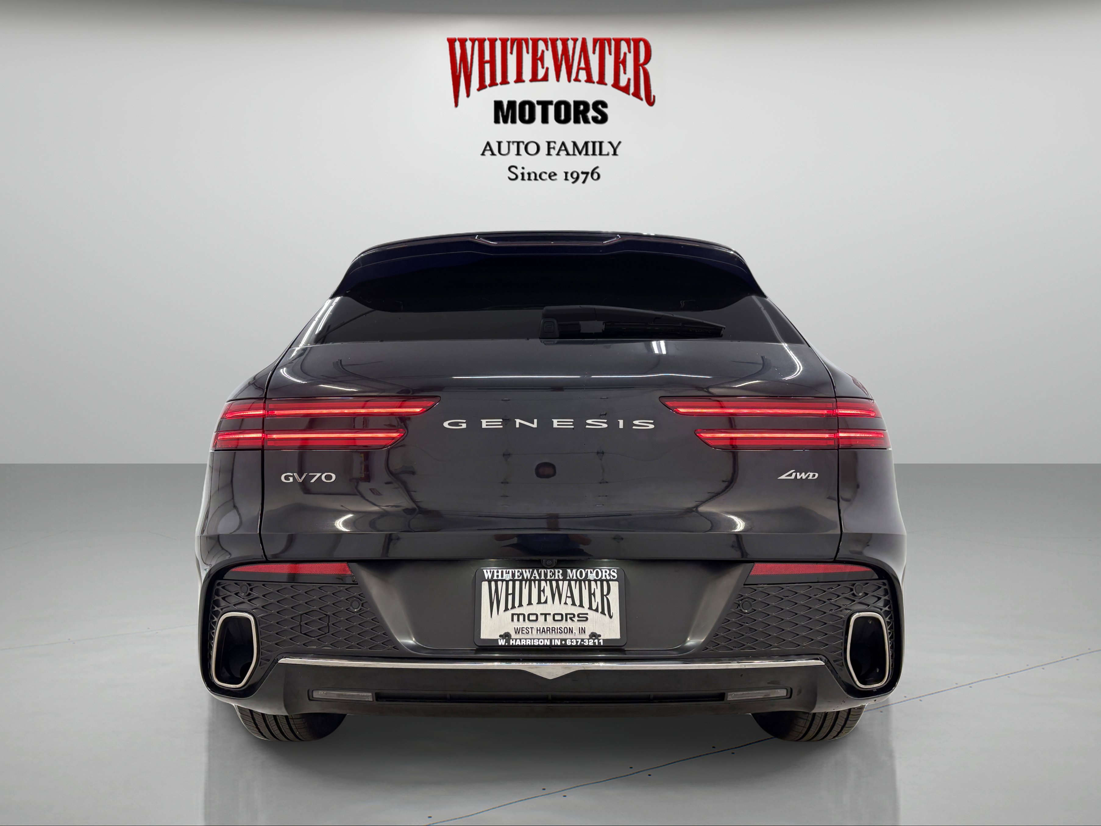Used 2025 Genesis GV70 2.5T AWD/4WD image 3