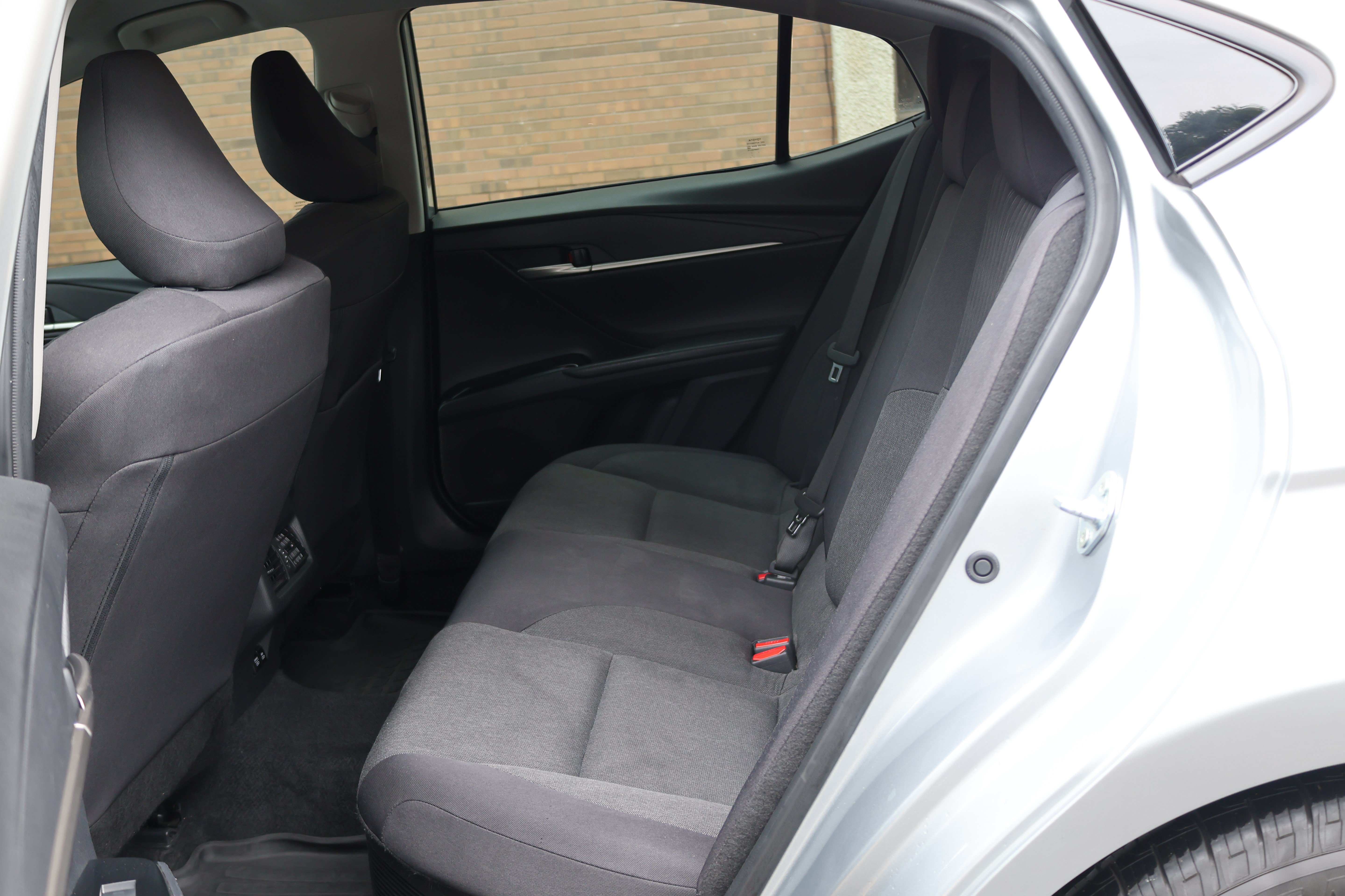 Used 2025 Toyota Camry LE FWD image 17