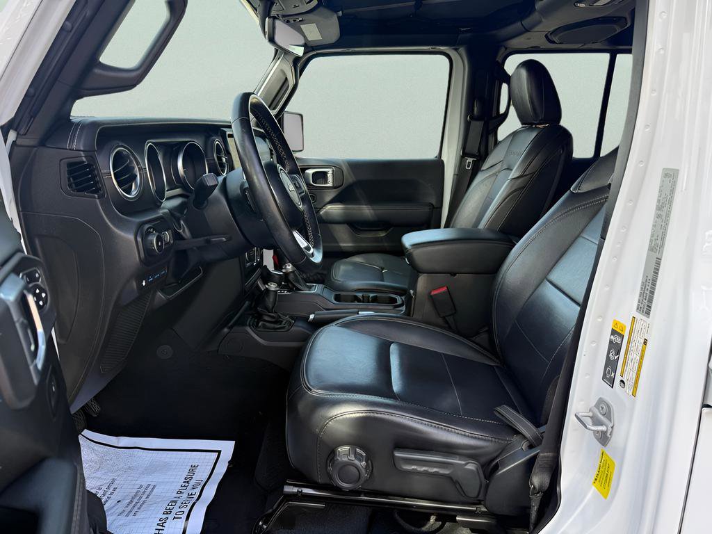 Used 2022 Jeep Wrangler Unlimited Sahara image 9