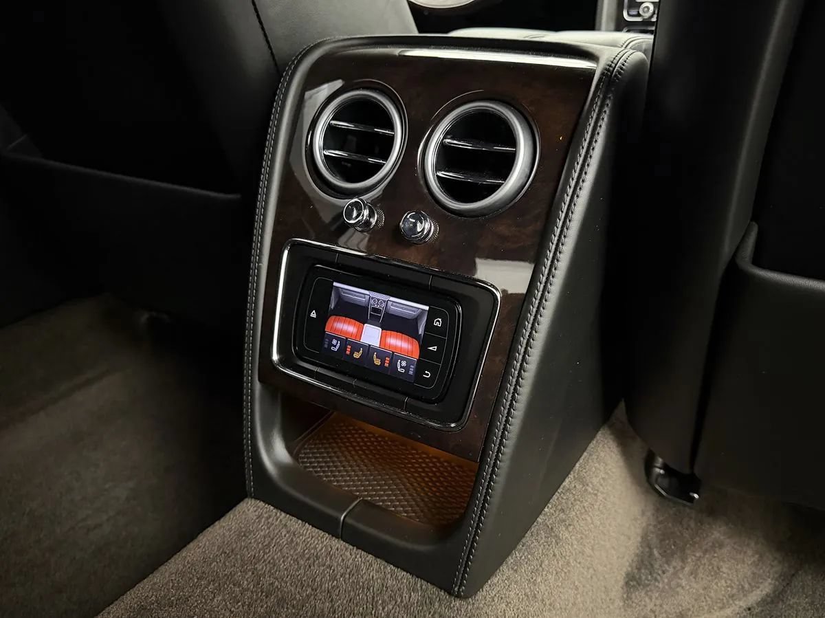 Used 2015 Bentley Flying Spur V8 AWD/4WD image 23