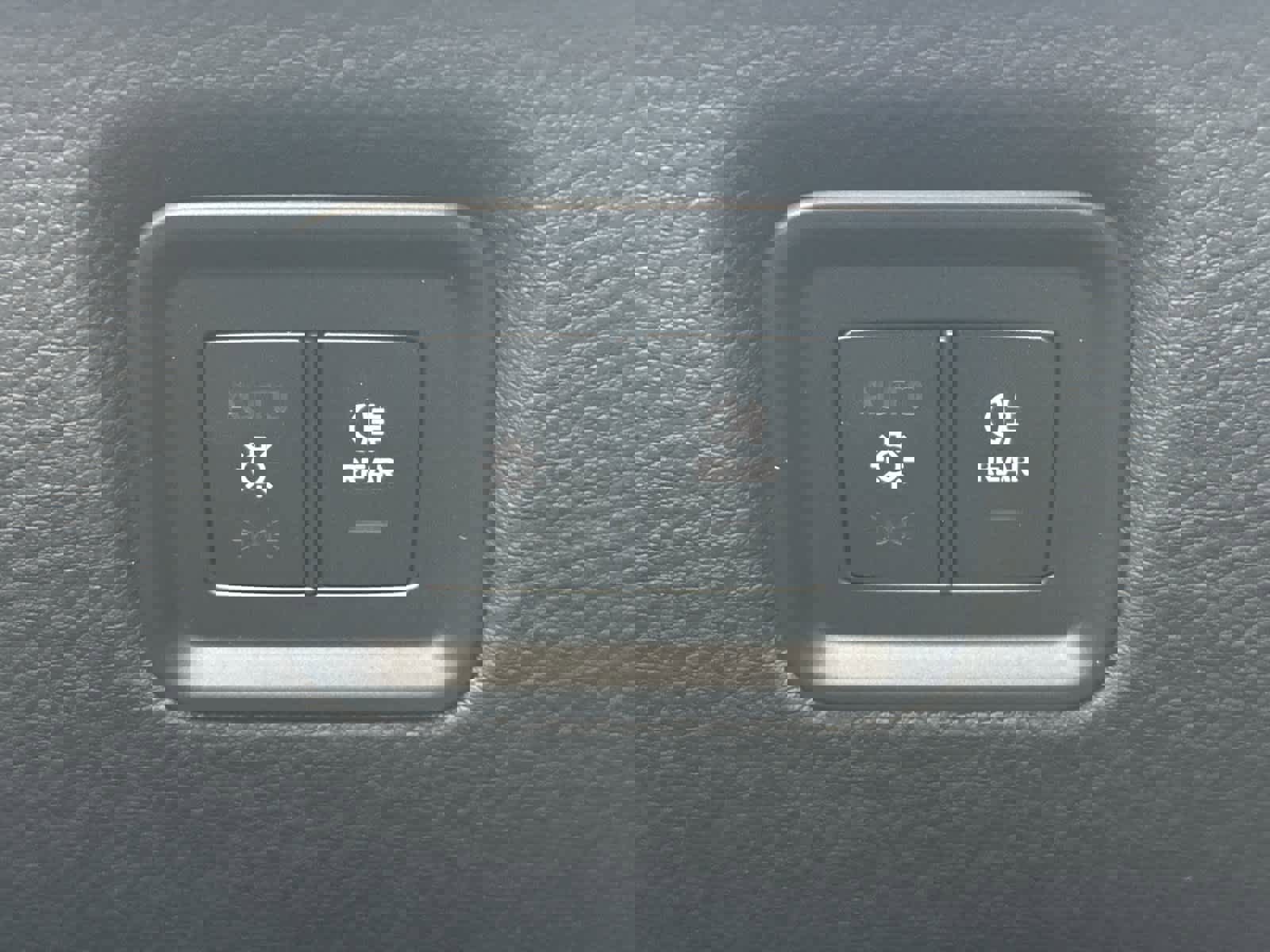 New 2026 Porsche Cayenne image 30