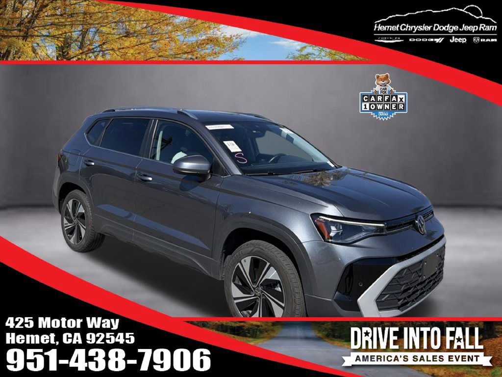 Used 2025 Volkswagen Taos SE AWD/4WD image 1
