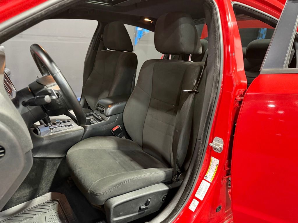 Used 2014 Dodge Charger R/T w/ Wheels & Tunes Group image 19