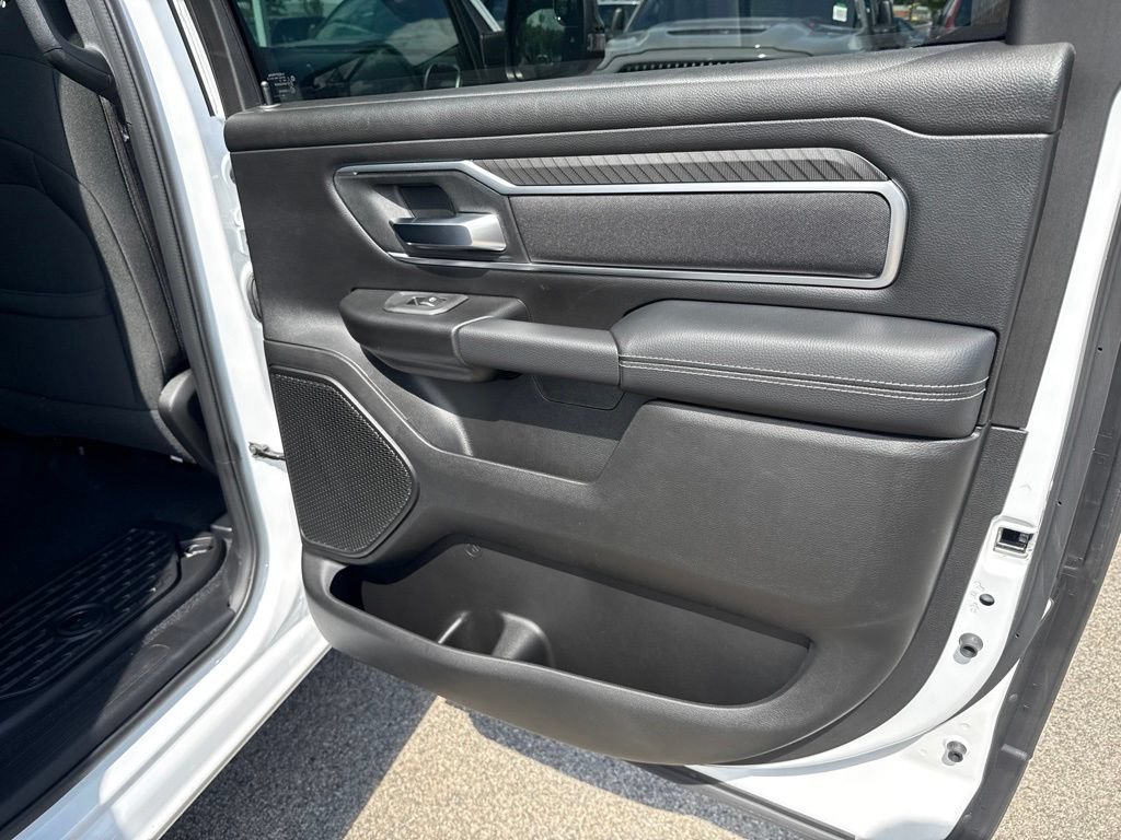 New 2026 RAM 1500 Big Horn AWD/4WD image 25