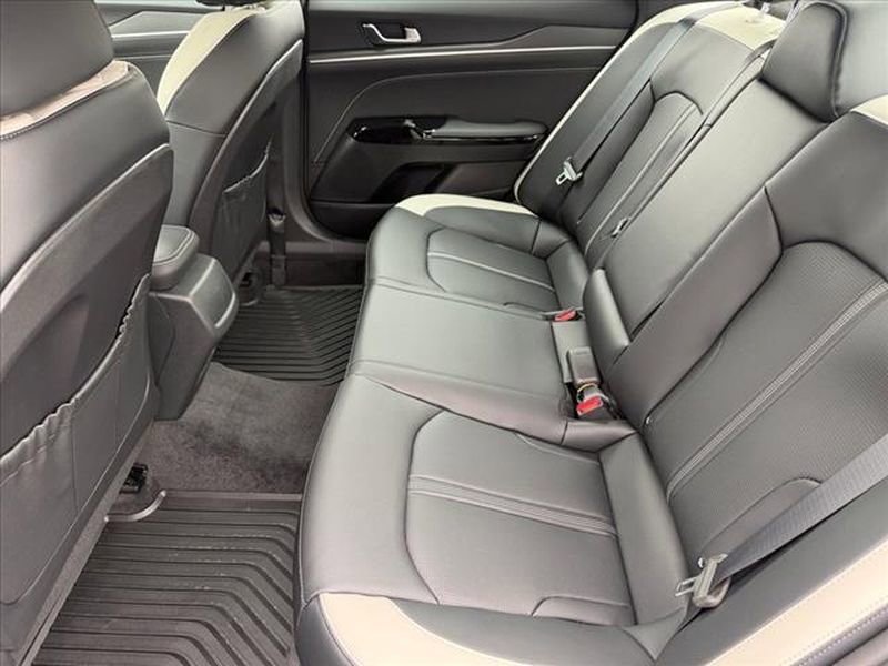 New 2026 Kia K5 GT-Line image 12