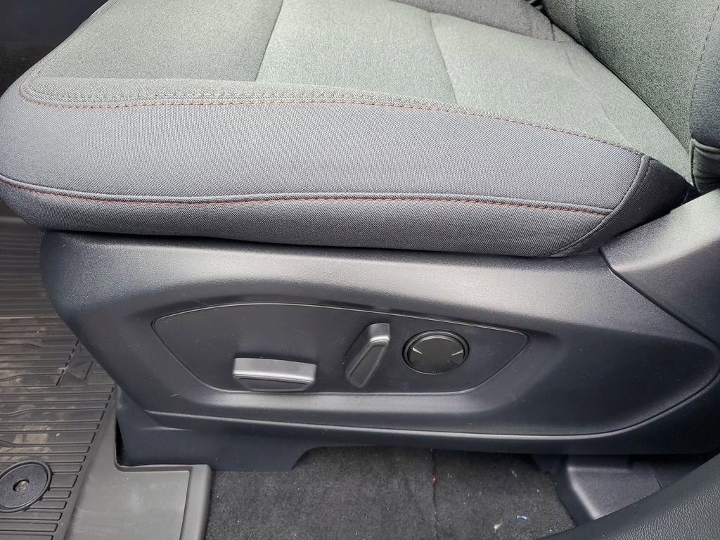 New 2026 Ford Explorer Active image 10