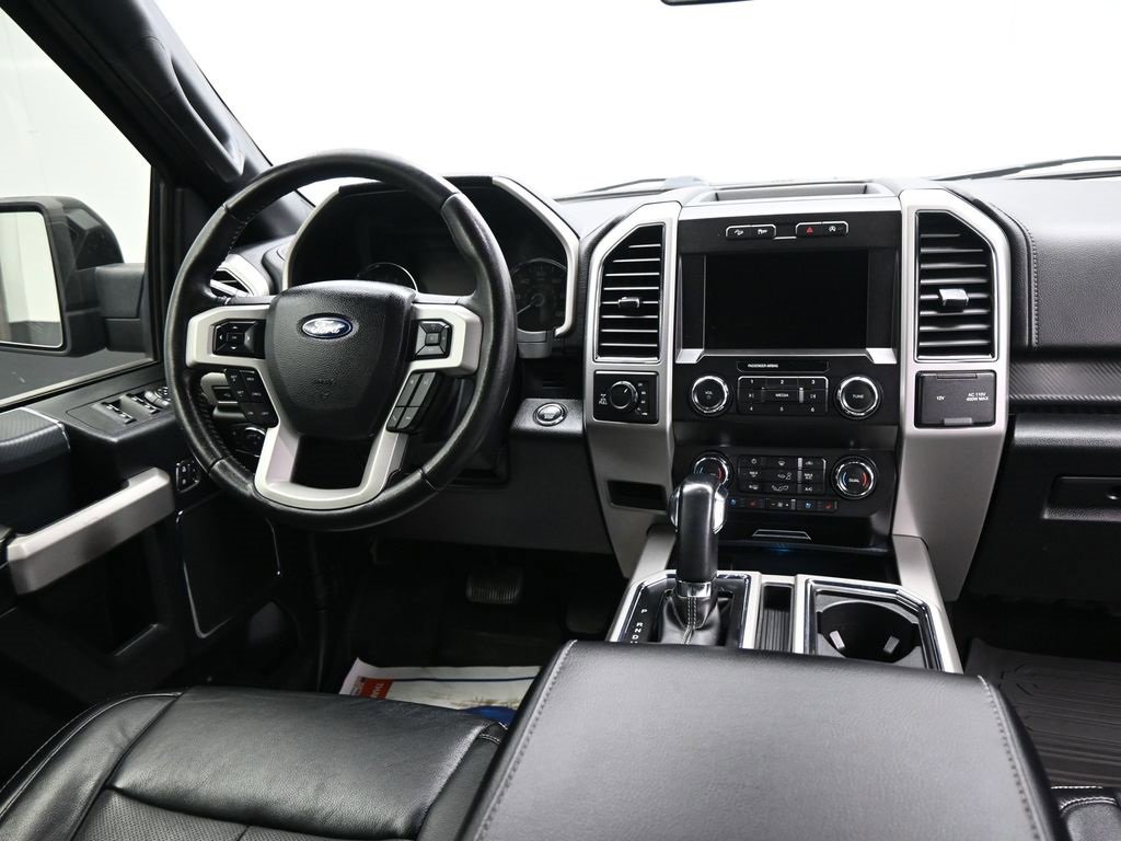 Used 2019 Ford F150 Lariat image 14