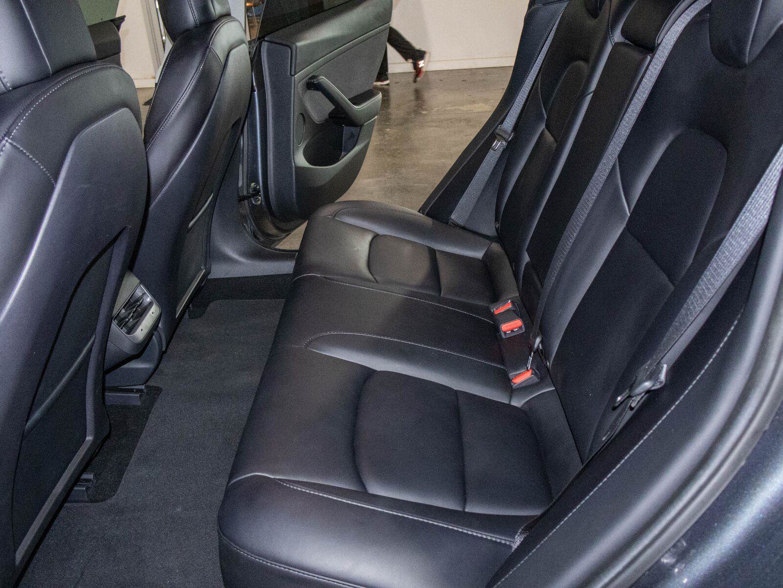 Used 2022 Tesla Model 3 Long Range AWD/4WD image 14