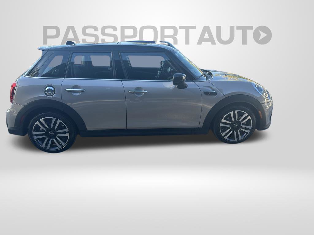 Used 2024 MINI Cooper S FWD image 8