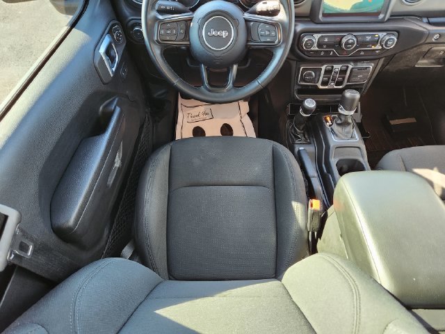 Used 2022 Jeep Wrangler Unlimited Sport AWD/4WD image 17