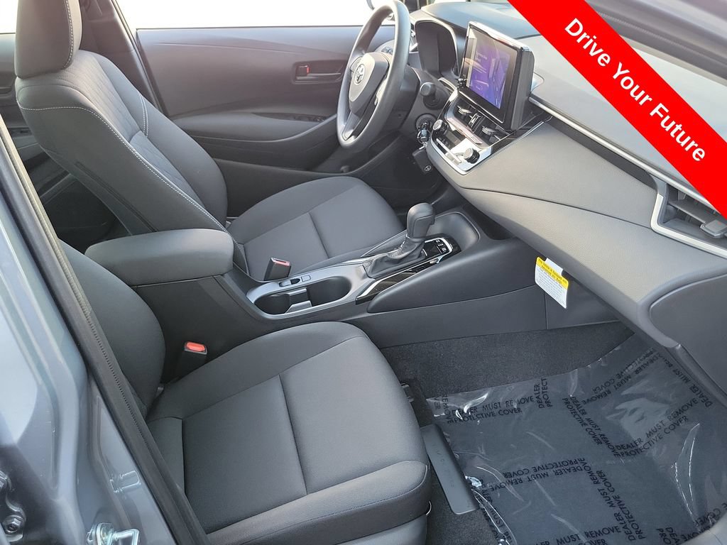 Used 2026 Toyota Corolla LE FWD image 17