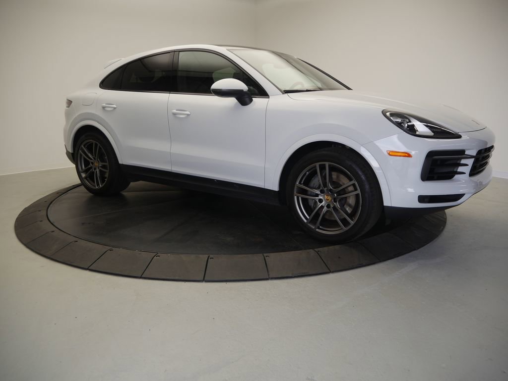 Certified 2023 Porsche Cayenne S AWD/4WD image 9