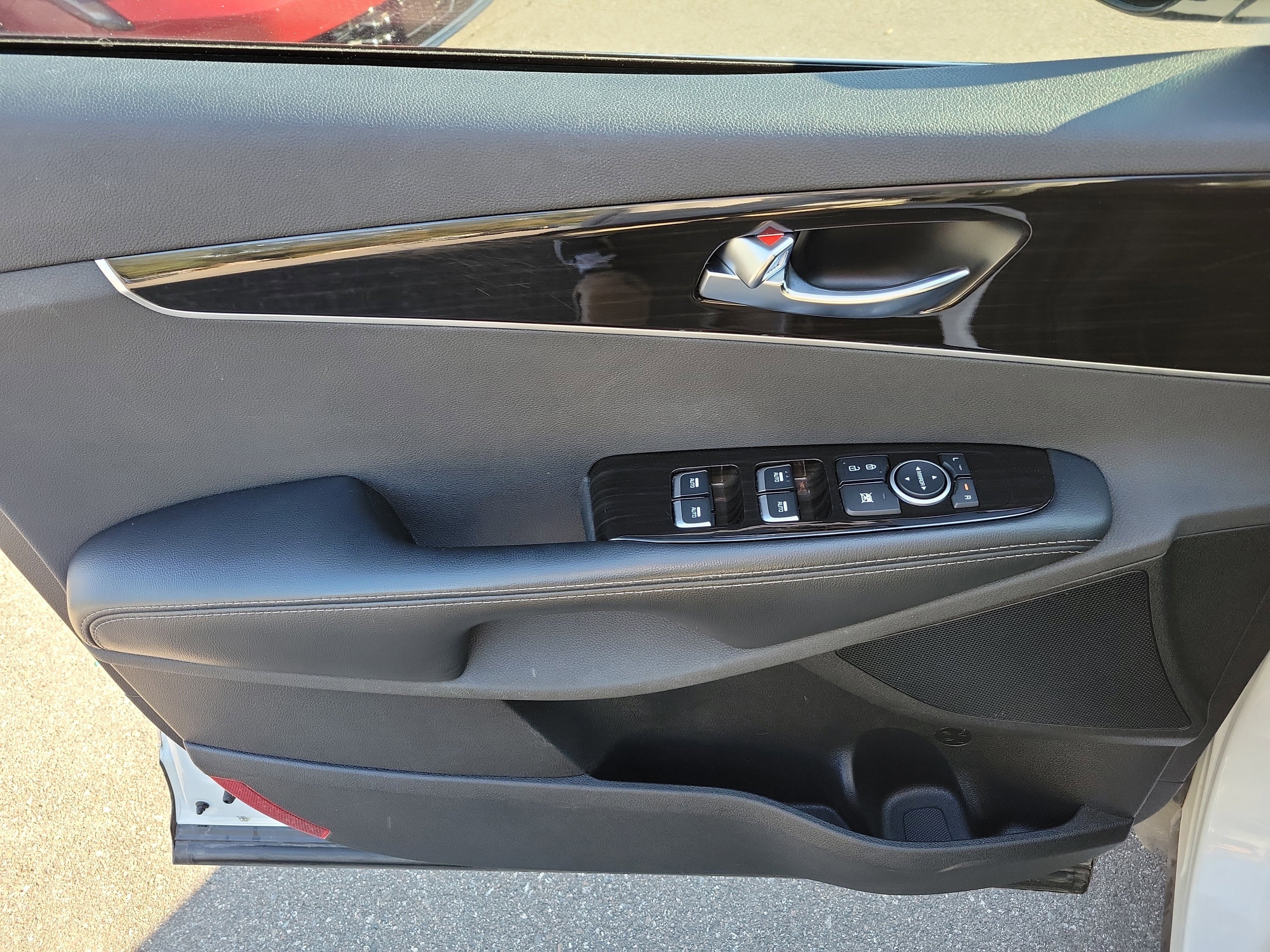 Used 2019 Kia Sorento EX image 21