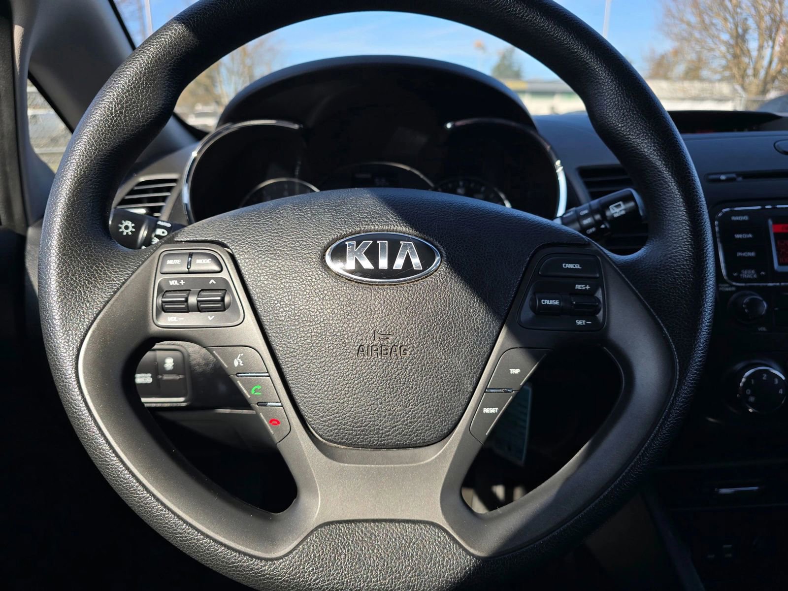 Used 2016 Kia Forte LX image 23