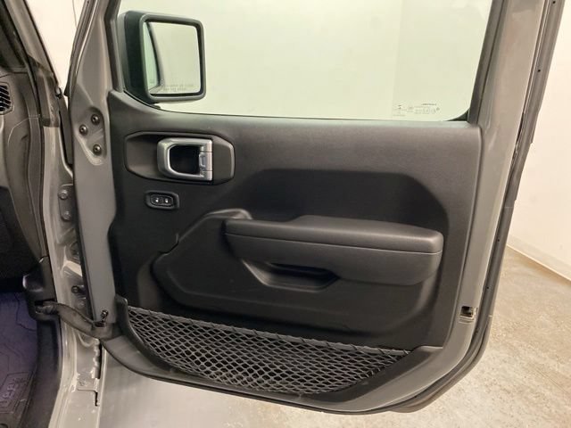 Used 2023 Jeep Wrangler Sport AWD/4WD image 23