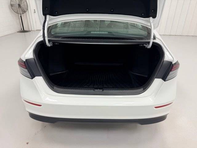 Used 2023 Honda Accord Sport image 25