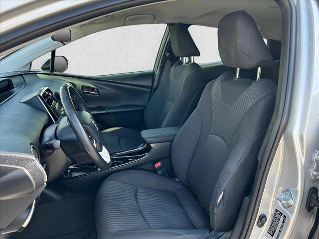 Used 2017 Toyota Prius Three w/ Carpet Mat Package FWD image 17