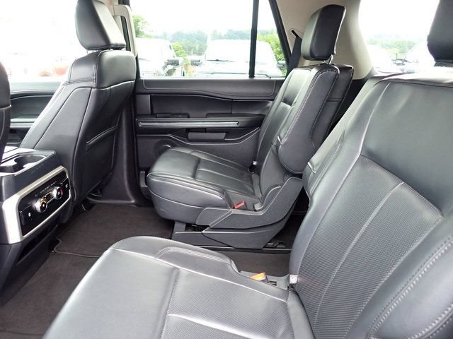 Used 2024 Ford Expedition XLT AWD/4WD image 20