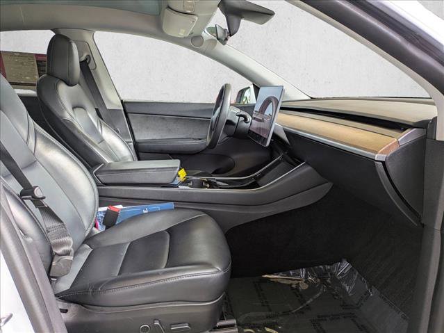 Used 2021 Tesla Model Y Long Range image 21