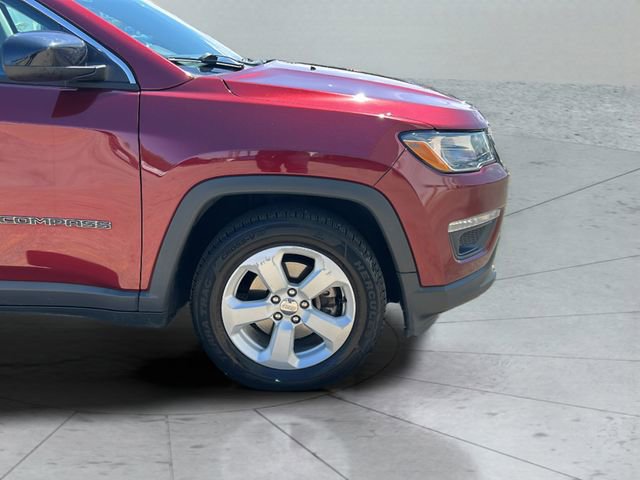 Used 2021 Jeep Compass Latitude FWD image 30