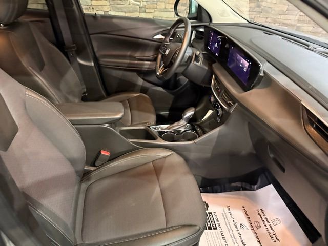 Used 2025 Buick Encore GX Preferred image 3