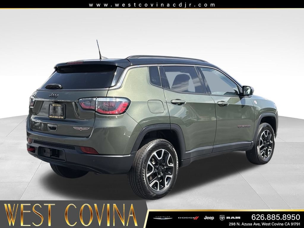 Used 2021 Jeep Compass Trailhawk w/ Sun and Sound Group AWD/4WD image 11