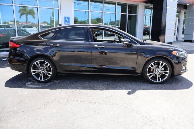 Used 2019 Ford Fusion Titanium AWD/4WD image 9