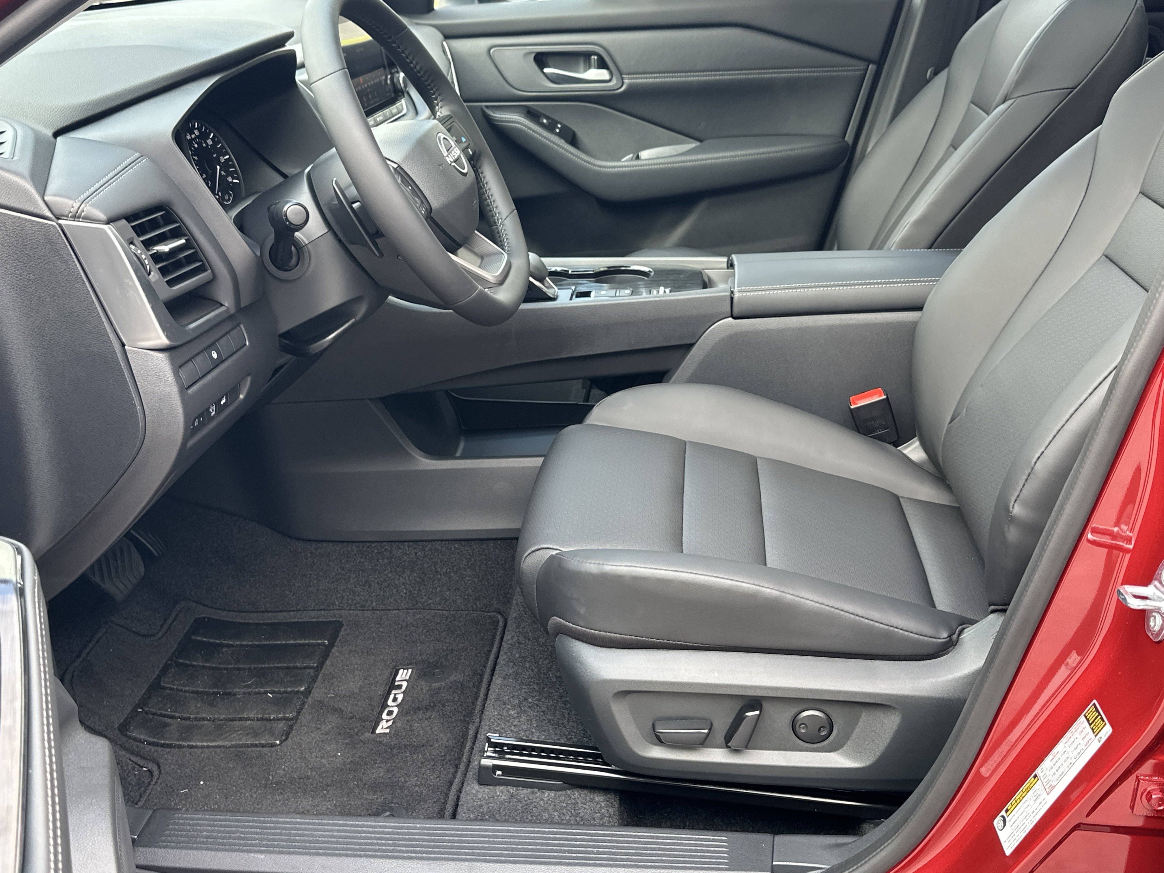 New 2026 Nissan Rogue SV w/ SV Premium Package image 9