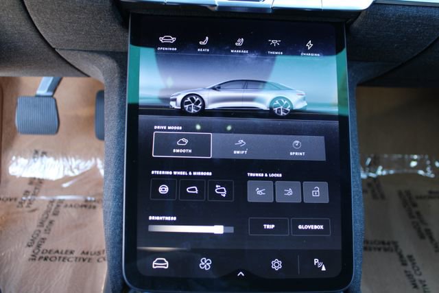 Used 2024 Lucid Air Grand Touring image 22