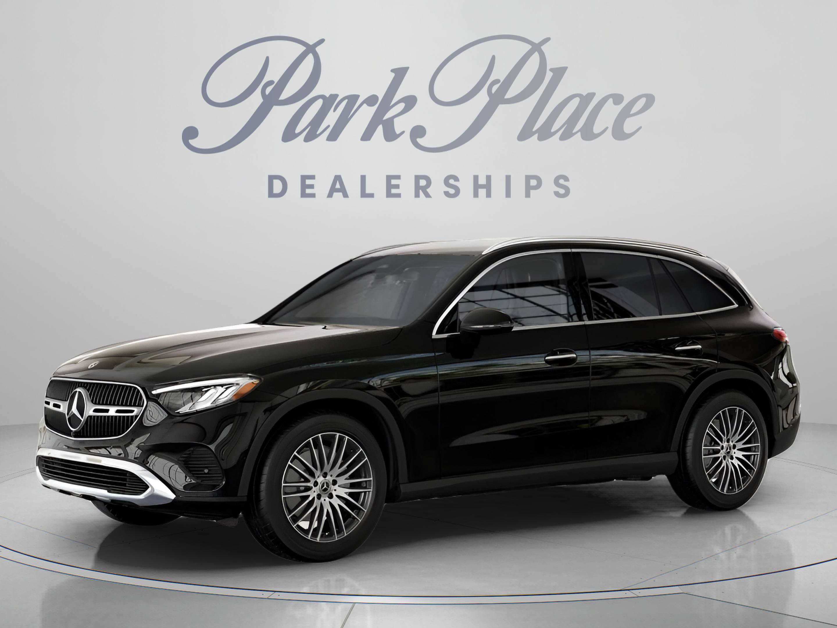 Used 2026 Mercedes-Benz GLC 300 image 2