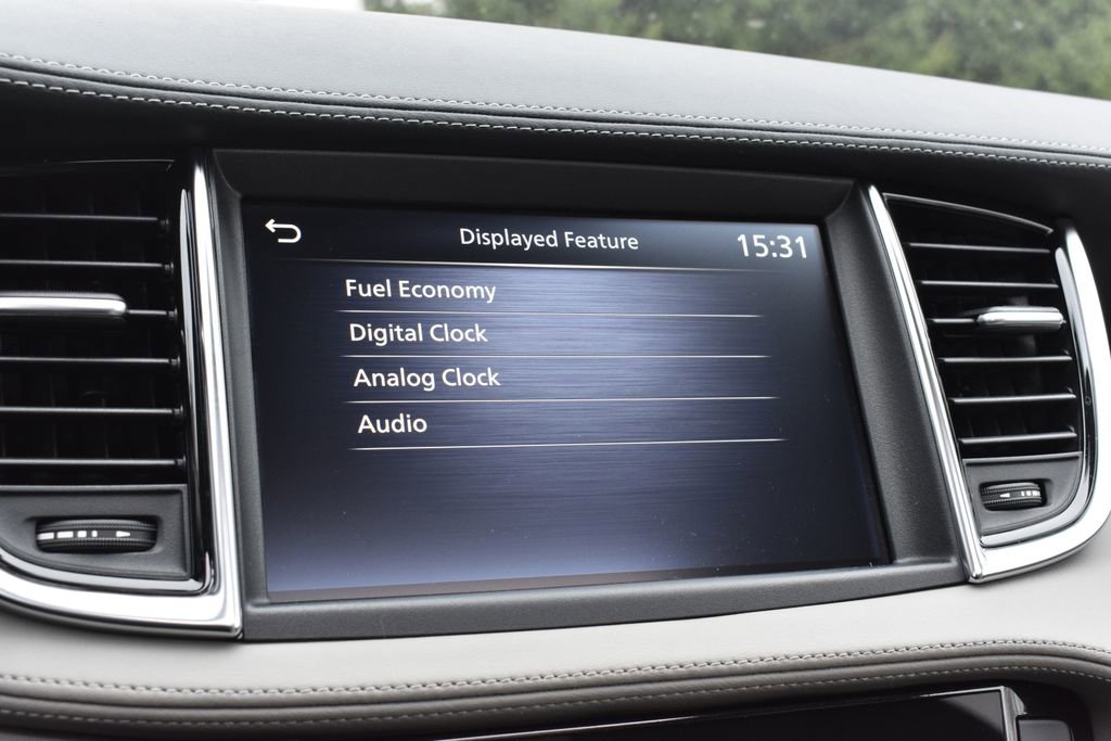 New 2025 INFINITI QX50 Luxe image 24