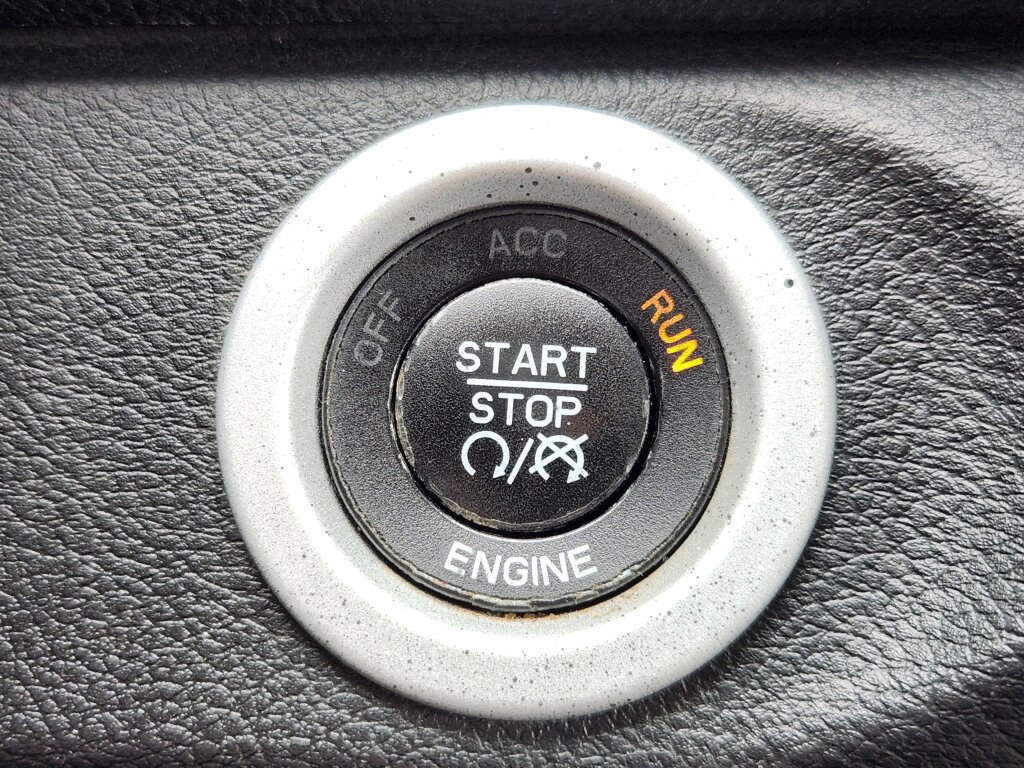 Used 2015 RAM 1500 Laramie w/ Convenience Group AWD/4WD image 23