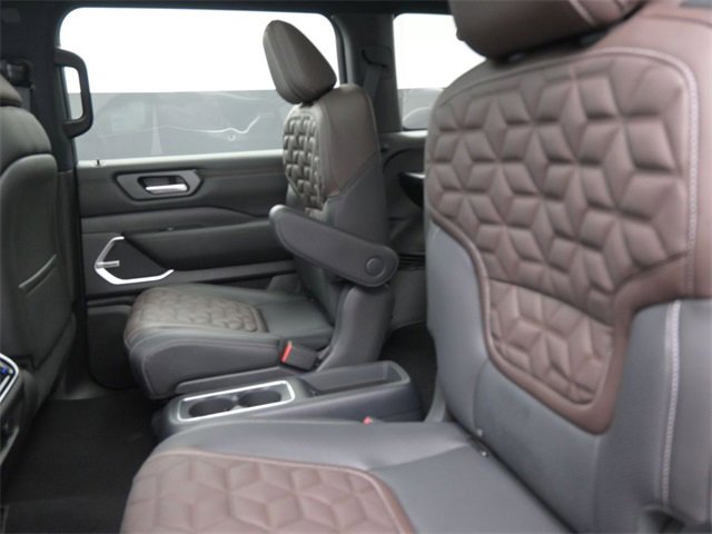 New 2026 Nissan Armada Platinum image 12